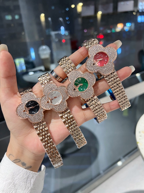 ブランド時計正面デザイン